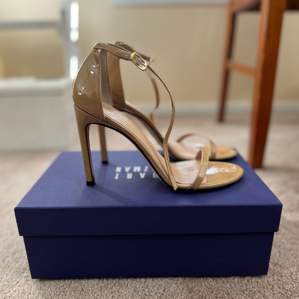 Stuart Weitzman Nudistsong - size 7.5